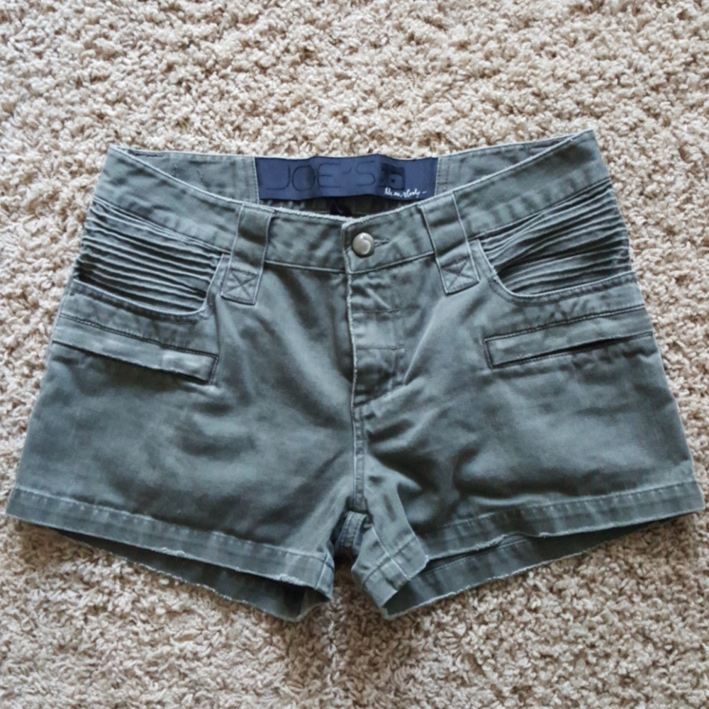 Woman's wear